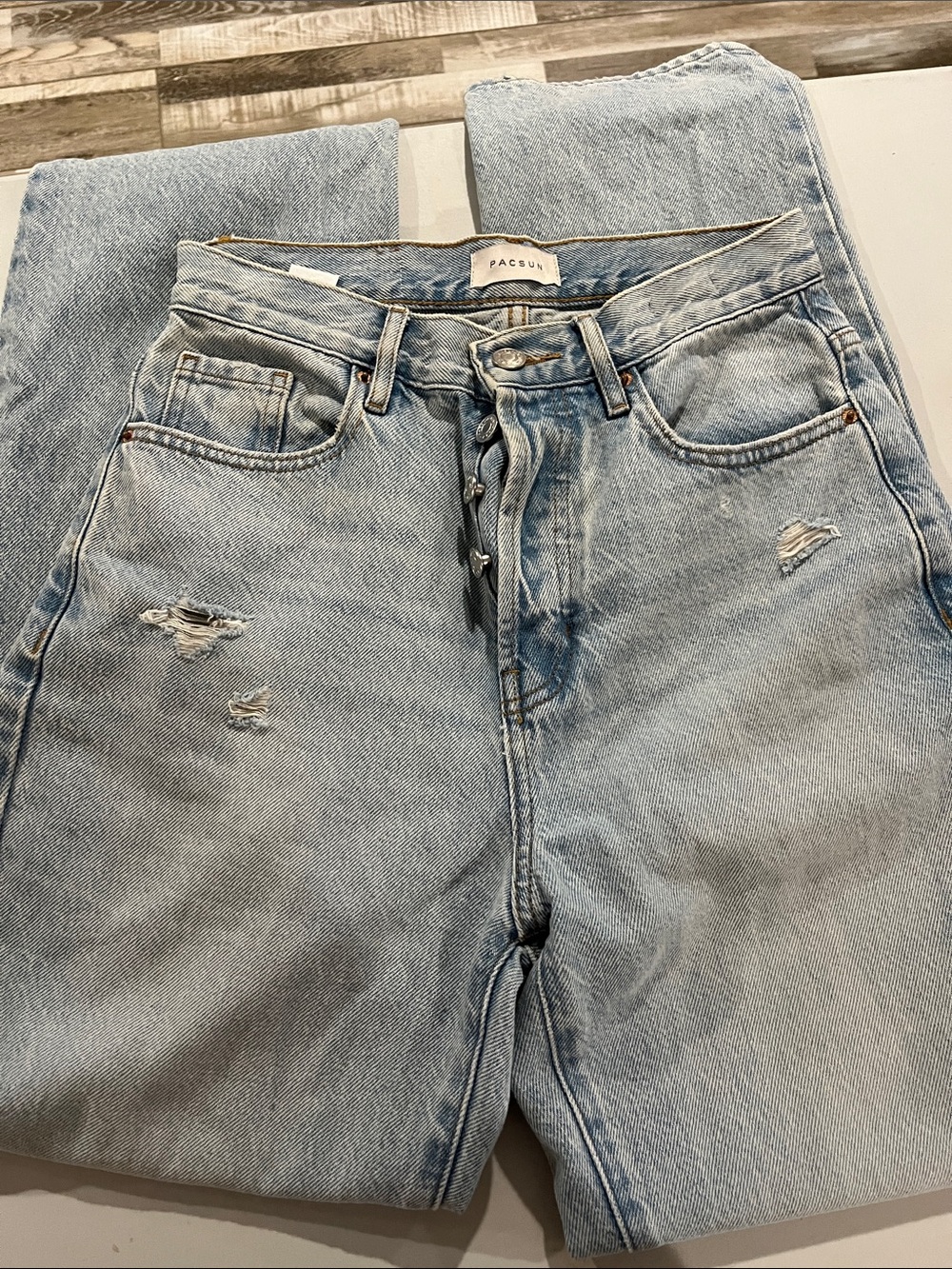 PacSun Light Blue Relaxed Fit Distressed Jeans